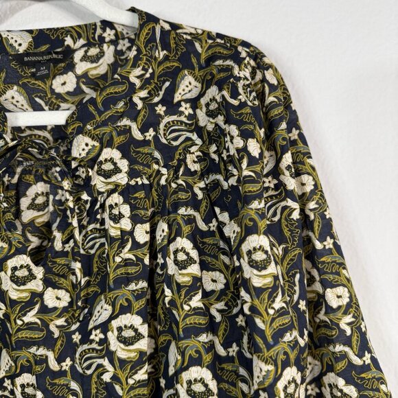 Banana Republic Floral Blouse - Black and White - Picture 4 of 12